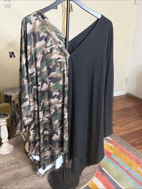 Camo & Black Asymmetric V-Neck Tunic